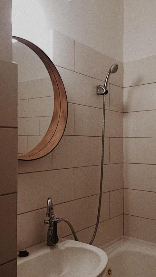 Aj - Ter Apartman ميسكولك المظهر الخارجي الصورة